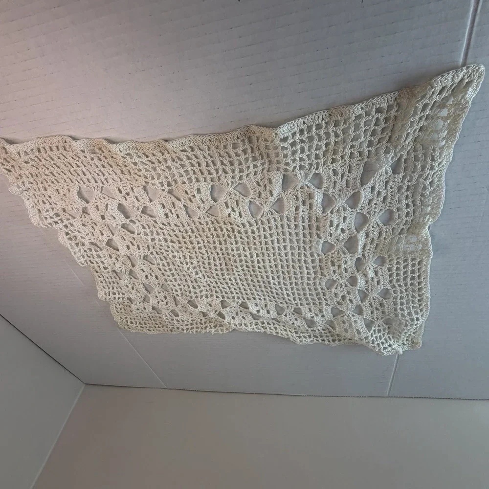 Vintage Victorian White Ivory Cottagecore Crochet Doily Rectangle Decor 4 PC Set